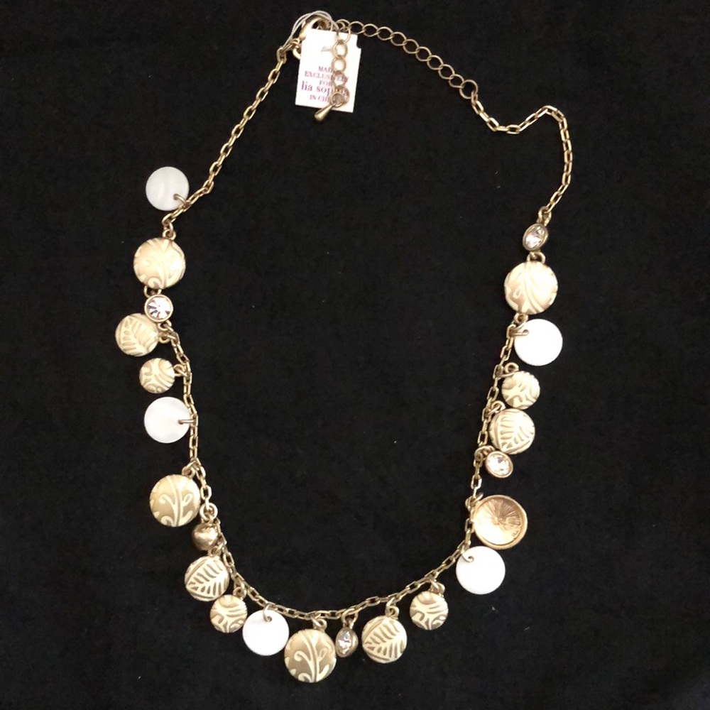 Lia Sophia necklace